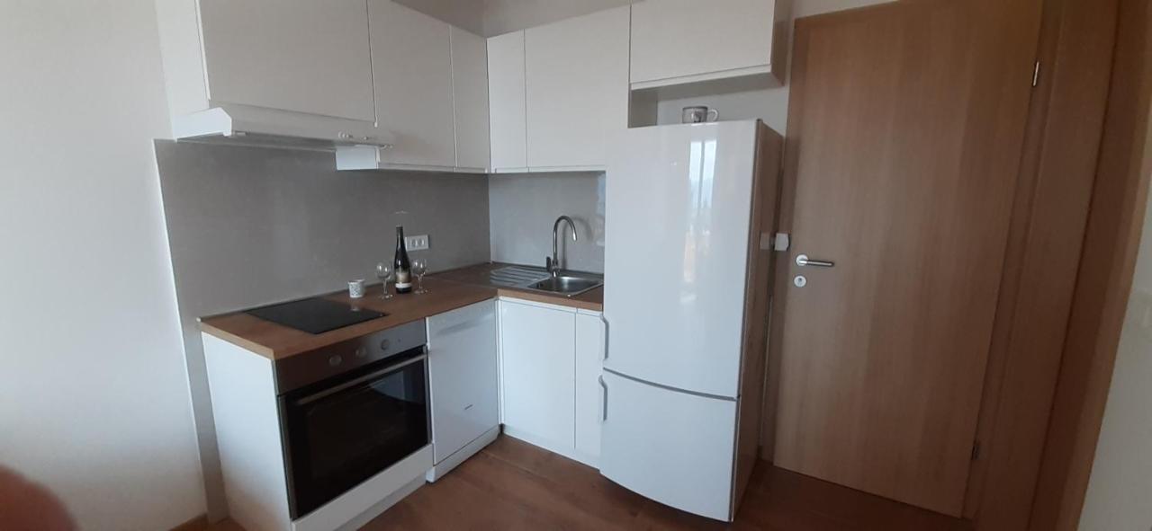 Apartmani Babic Dugi Rat Exterior photo